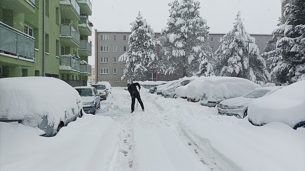 Sněhová nadílka z Českých Budějovic. (2. prosince 2023)