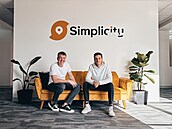 Zakladatelé Simplicity Andrej Krúpa a Juraj Gago v kancelái v Palo Alto ...