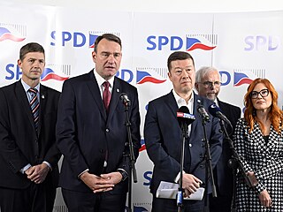 Kandidátku SPD a Trikolory do evropských voleb povede ekonom Petr Mach (na...