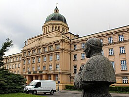 Katolická teologická fakulta Univerzity Karlovy (16. dubna 2017)