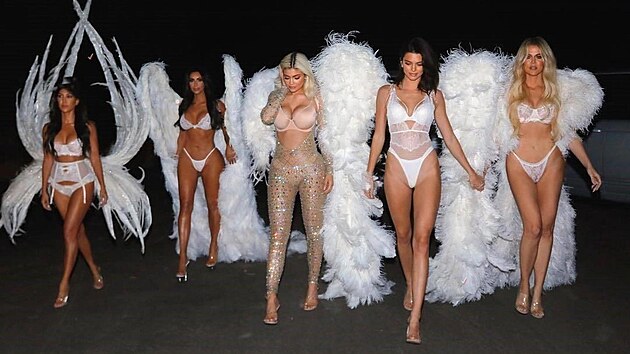 Sestra z klanu Kardashian se v minulosti pevlkly za andlky Victorias Secret.