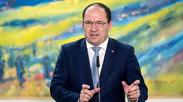 Tiskov konference ministra zemdlstv Marka Vbornho po jednn se zstupci obchodnch etzc. (4. prosince 2023)