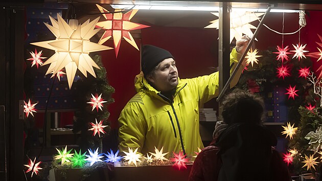 Herrnhutsk� hv�zda, symbol v�no�n�ch trh� v Liberci