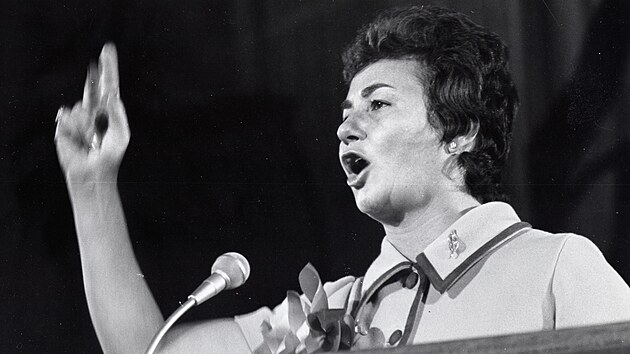 Sestra kub�nsk�ho v�dce Fidela Castra Juanita Castrov� (9. z��� 1970)