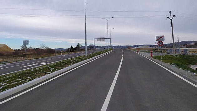 Nov zkratka zrychl cestu mezi Mladm a Ledenickou ulic na jihovchodnm okraji eskch Budjovic.