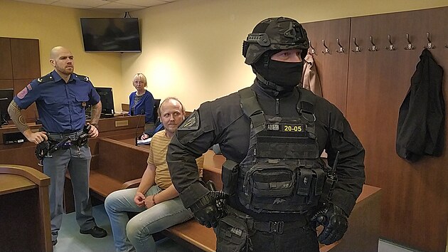 Petr Veli z Broumovska u Krajskho soudu v Hradci Krlov. (7. 12. 2023)