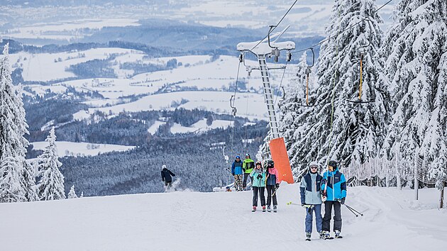 Zahájení lyžařské sezony na Černé hoře v Janských Lázních (1. prosince 2023)