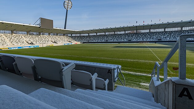 Stadion a hřiště v Hradci Králové dva dny před pohárovým duelem proti Slavii.