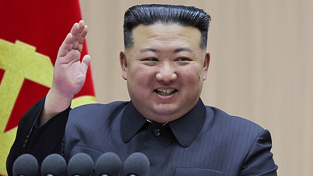 Severokorejsk vdce Kim ong-un na 5. nrodnm setkn matek v Pchjongjangu (5. prosince 2023)