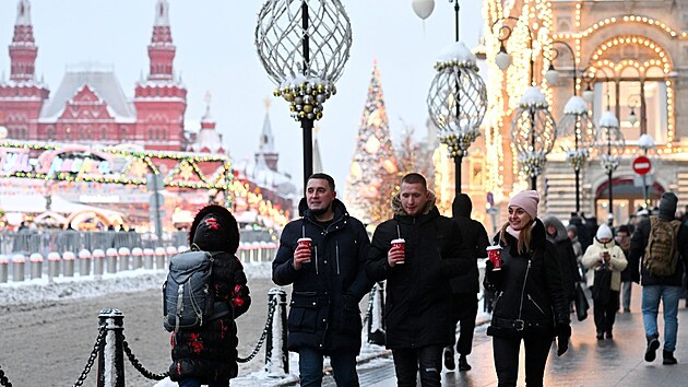 Ruskou metropoli Moskvu zasypal snh. (4. prosince 2023)