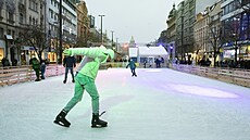 Na Václavském námstí se poprvé v historii veejnosti otevelo kluzit. (6....