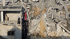 Následky izraelského útoku v Chán Júnisu v jiním Pásmu Gazy (6. prosince 2023)