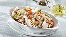 T�stovinov� sal�t s mrkv� a kedlubnou