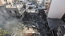 Dům zničený izraelským úderem během probíhajícího konfliktu mezi Izraelem a...