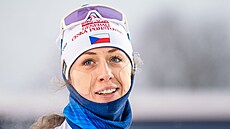 Jessica Jislová v cíli sprintu v Östersundu.