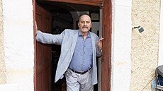 U� deset let je spisovatel hrdým ob�anem m�sta Frýdlant.