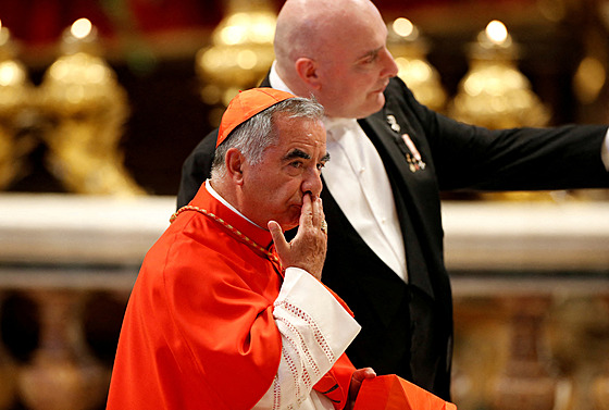 Italský kardinál Angelo Becciu (27. srpna 2022)