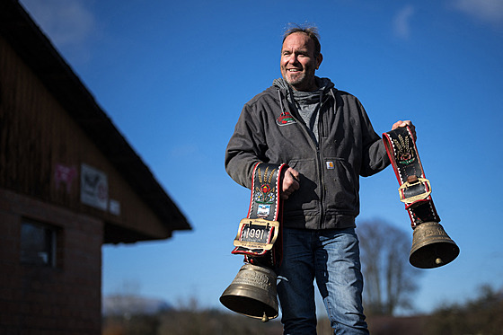 Farmá Rolf Rohrbach ze výcarské vesnice Aarwangen chce zachovat tradici...