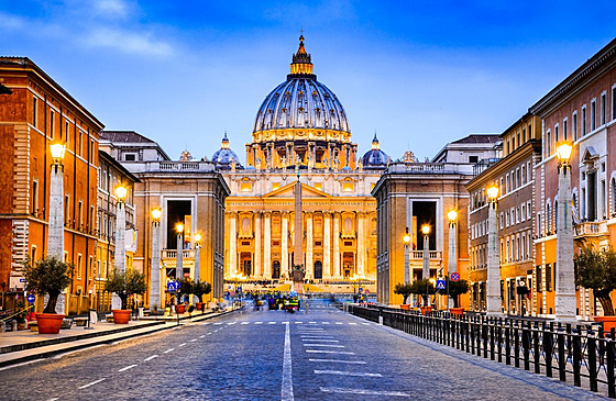 Bazilika svatého Petra (basilica di San Pietro in Vaticano) ve Vatikánu (3....