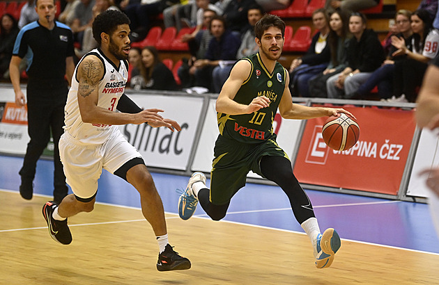 Nymburk zvítězil v Manise a slaví postup do čtvrtfinále FIBA Europe Cupu