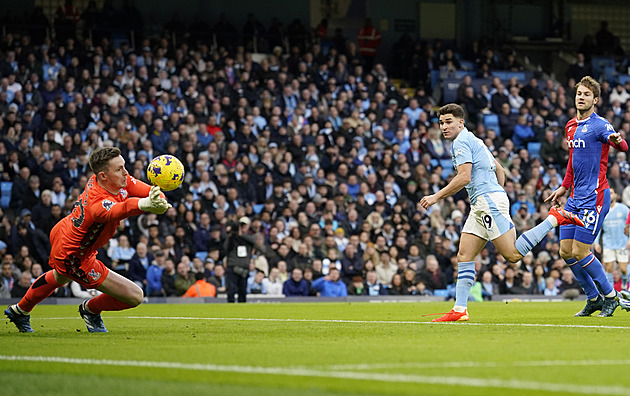 Hendersonovy daňové manévry: V Arábii si odložil výplatu, nejspíš nedostane nic