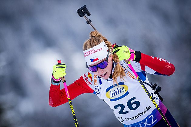 ONLINE: Biatlonistky jedou v Oberhofu sprint. Jak se daří Davidové a spol.?