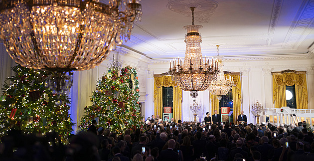 Nic pro nás nedělá. Od Bidena se odvracejí jeho dřívější voliči