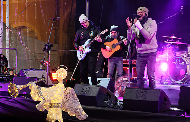 TEST TRHŮ: Chebské trhy jsou největší v kraji, nechybí kluziště či stánky pro děti