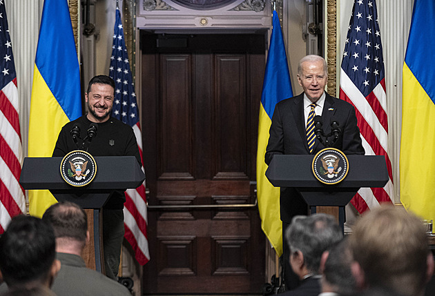 Připravili jsme pro Ukrajinu pomoc za 300 milionů dolarů, oznámil Bílý dům