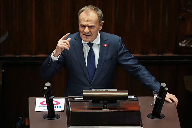 Tuskova vláda získala důvěru. Polsko bude vůdcem EU, prohlásil nový premiér