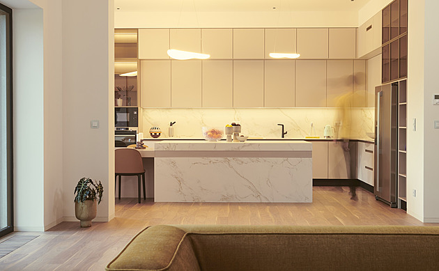 Z obrovitého bytu vznikly dva pro třígenerační rodinu. Vejminek má 145 m2