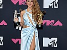 Zp�va�ka Shakira na p�edávání cen televizní stanice MTv jako �ecká bohyn� s...