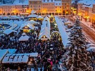 Na slavnostn rozsvcen vnonho stromu zapadaly esk Budjovice snhem.