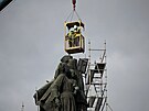 V bulharské Sofii zaali odstraovat pomník sovtské armád. Podle Moskvy se...