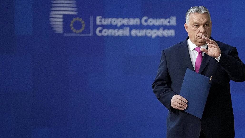 Neústupný Orbán. Maarský premiér umonil Ukrajin zahájení pístupových...