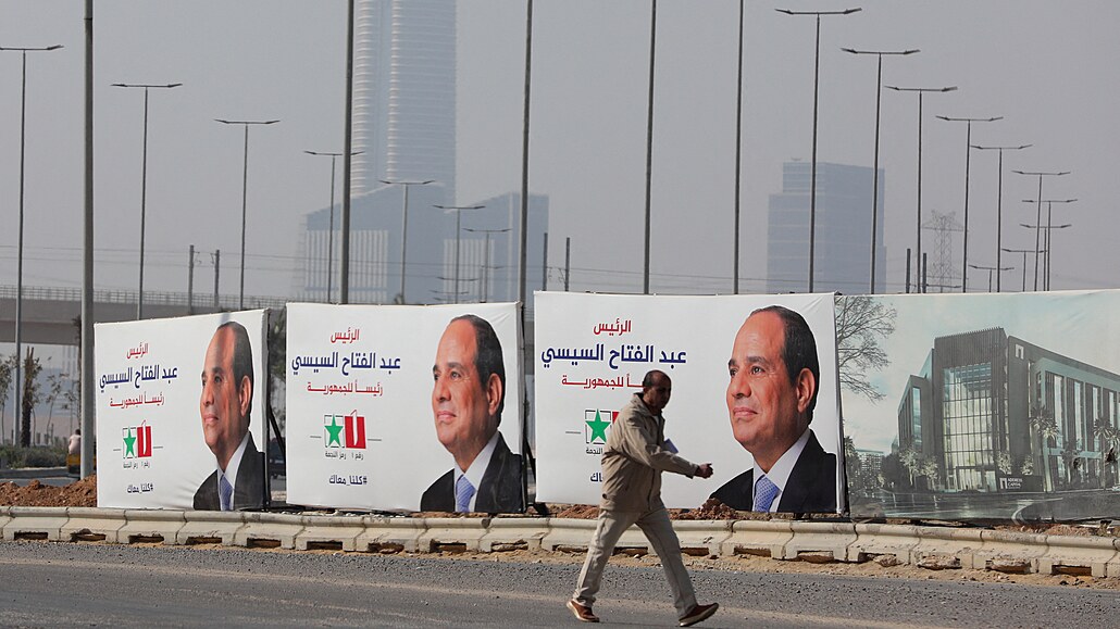 Egyptské prezidentské volby vyhrál opt dosavadní vládce Abdal Fattáh Sísí (na...