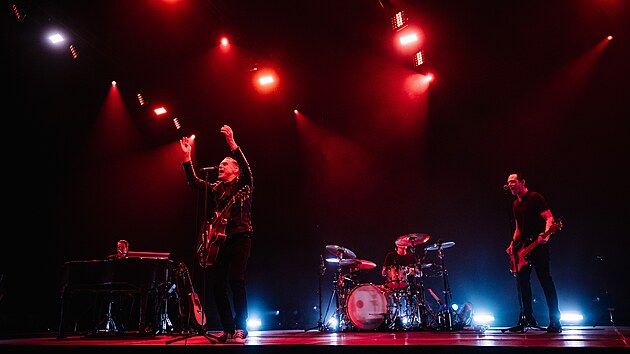 Koncert Bryana Adamse v O2 aren� (16. prosince 2023)