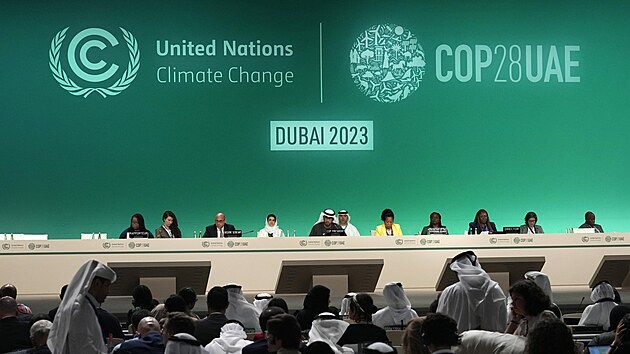 Na konferenci OSN o zmn klimatu COP28 mluv ministr prmyslu Spojench arabskch emirt a zrove f sttn ropn spolenosti ADNOC Sultn Dbir. (11. prosince 2023)