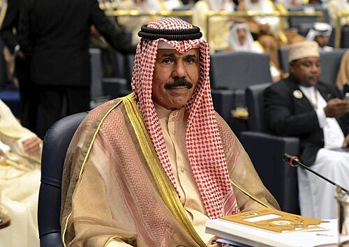 Kuvajtský emír ajch Navaf Ahmad Dábir Sabah na snímku z roku 2014 (26. bezna...