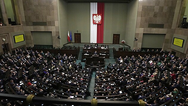 Nov polsk premir Donal Tusk pi projevu v Sejmu, doln komoe parlamentu (12. prosince 2023)