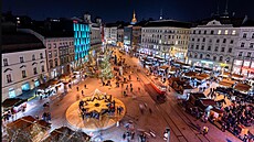 Atmosféra vánočních trhů v Brně