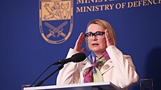 Ministryně obrany Jana Černochová na tiskové konferenci hodnotí své dosavadní...