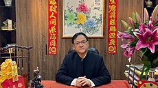 �iang Bole, titulující se Hlavním mistrem tchajwanské numerologie, se krom�...