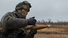 Výcvik ruských voják z 9. motostelecké brigády v samozvané Doncké lidové...