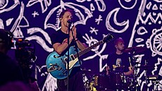 Oslava 25. narozenin Radia �as roztan�ila vyprodanou Ostravar Arénu