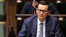 Polský premiér Mateusz Morawiecki p�edstavuje program své vlády a �ádá...