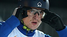 Bloruský akrobatický lya Maxim Gustik