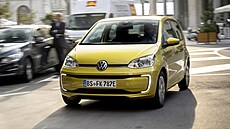 VOKSWAGEN UP!: Výroba prvního malého elektrického volkswagenu skonila ve...