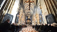 Na pietní akci do zaplnné katedrály svatého tpána ve Vídni pila...