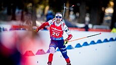 Michal Kr�má� fini�uje v hromadném závod� v Lenzerheide.